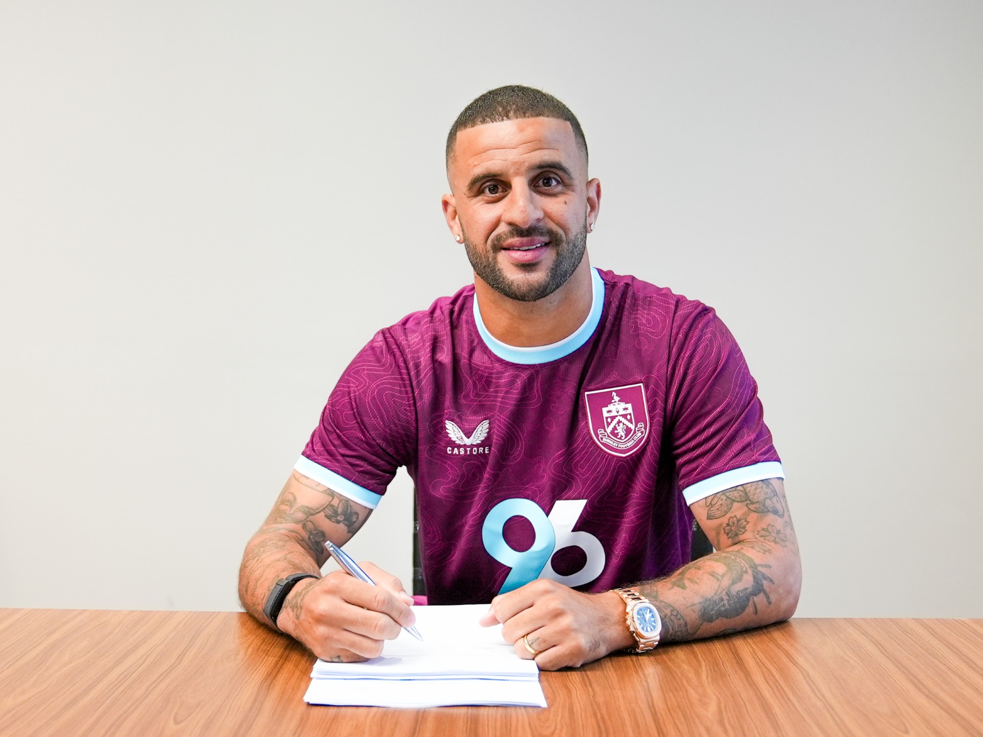 Burnley sign England international Kyle Walker | News - Hits Radio